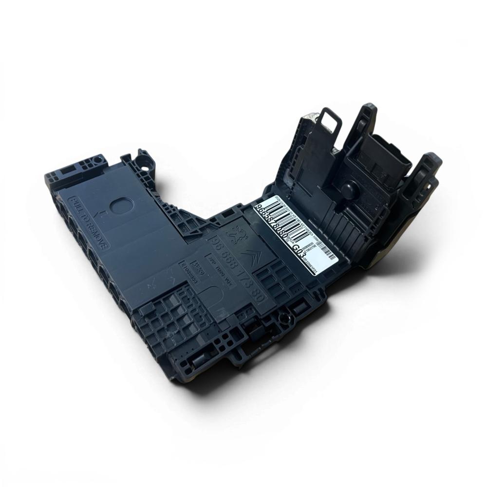 9665878080 Original PSA fuse box for Citroën C4 Cactus, C4 II, DS4, DS5
